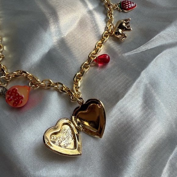 Stainless Charm Necklace with cherry, strawberry, elephant heart hummingbird - Picture 4 of 9